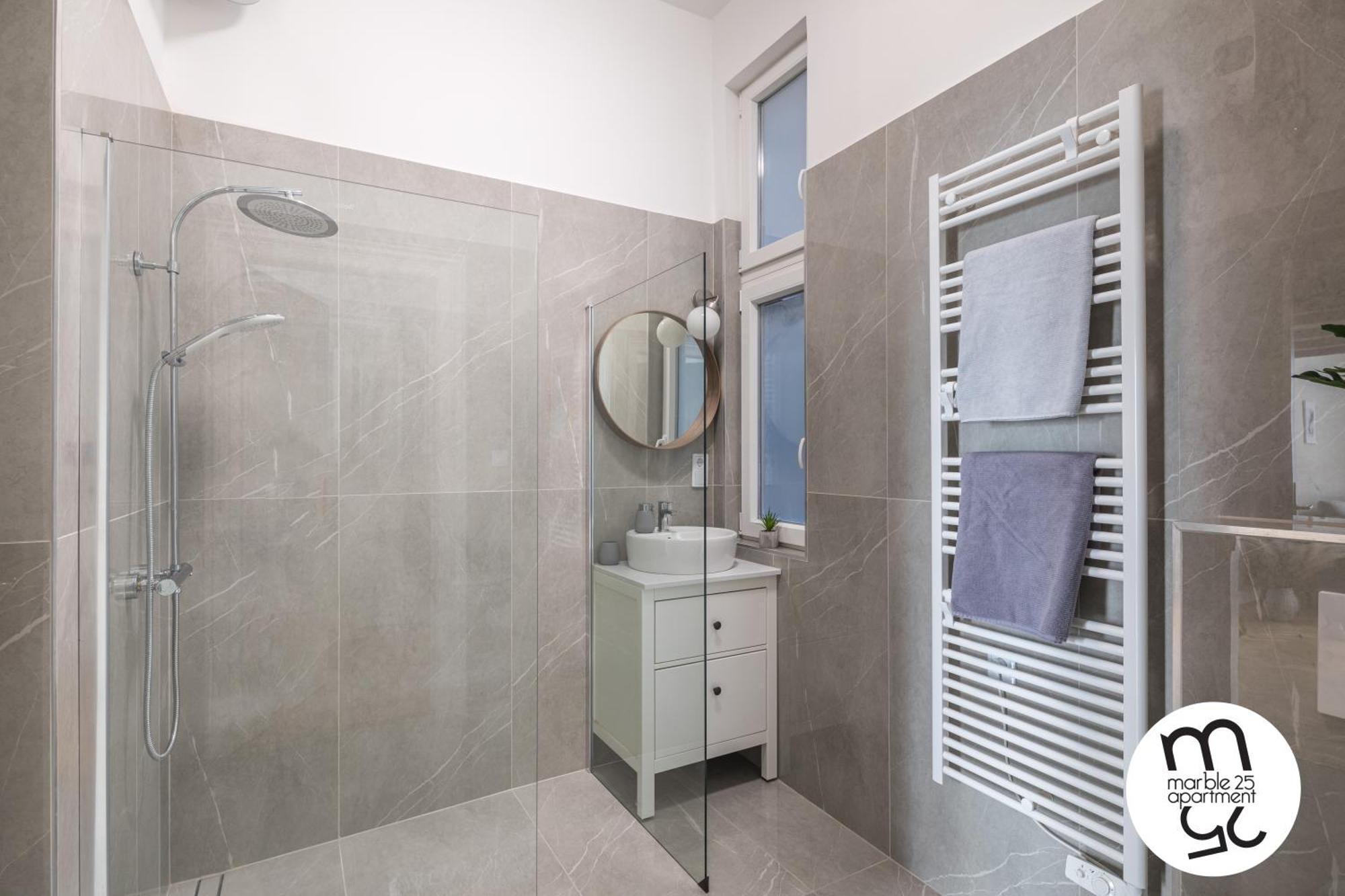 Marble 25 Budapešť
